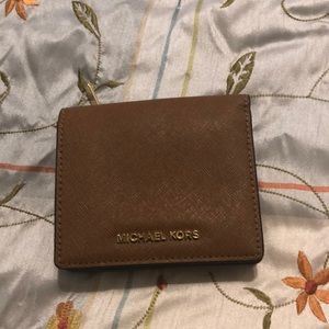 Like new wallet